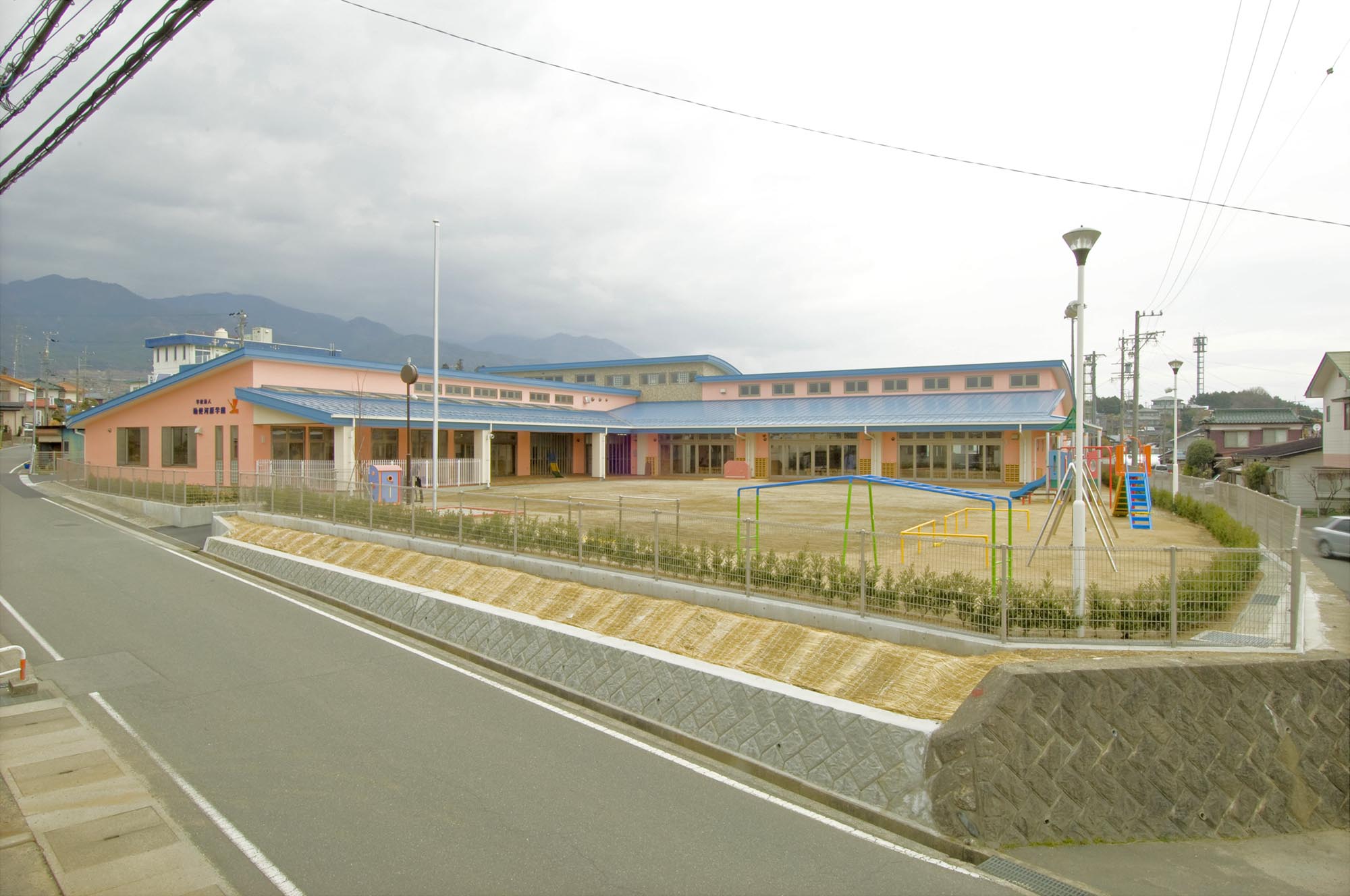 学校法人勅使河原学園 認定こども園