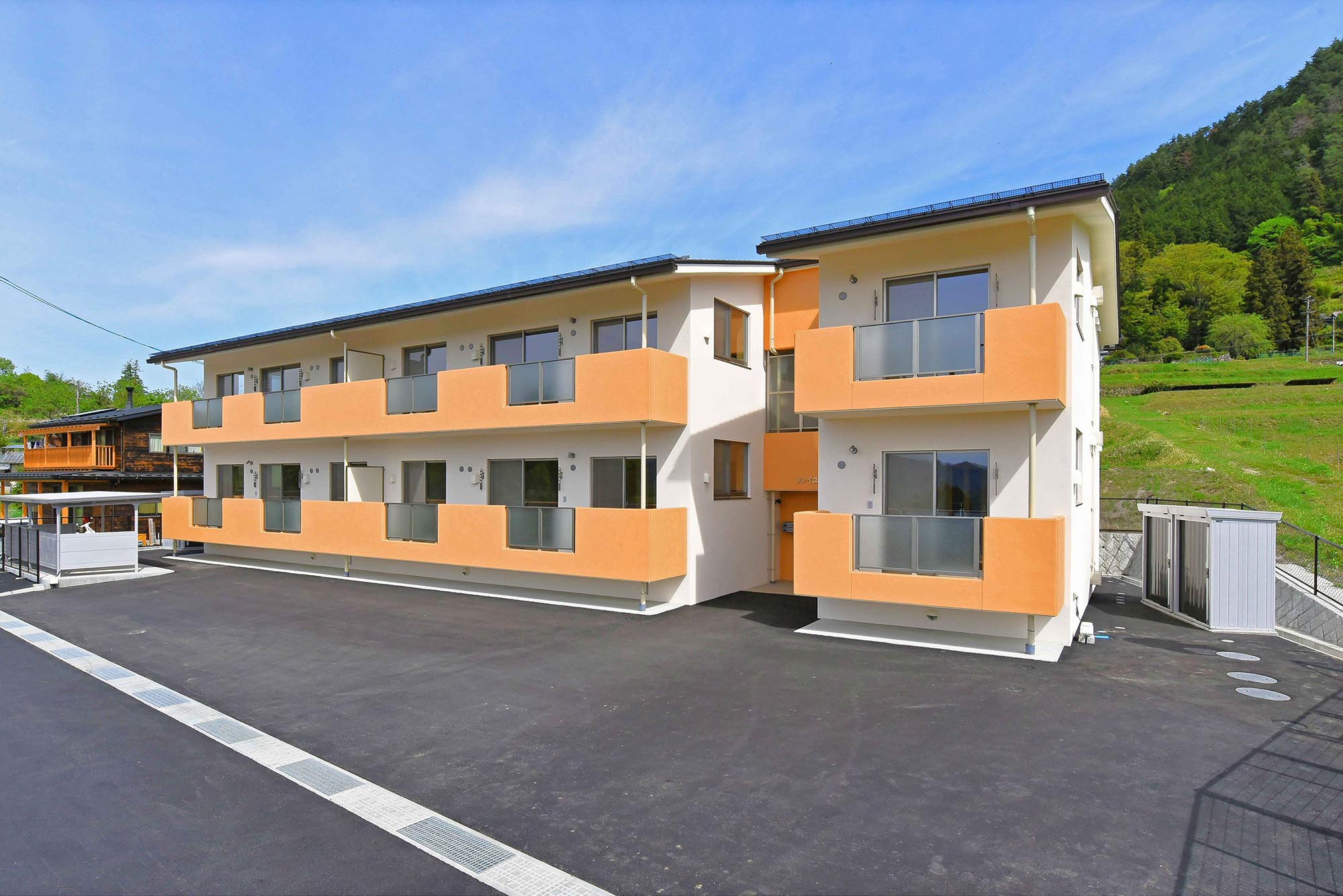 村営住宅 ソレイユ田本2号棟